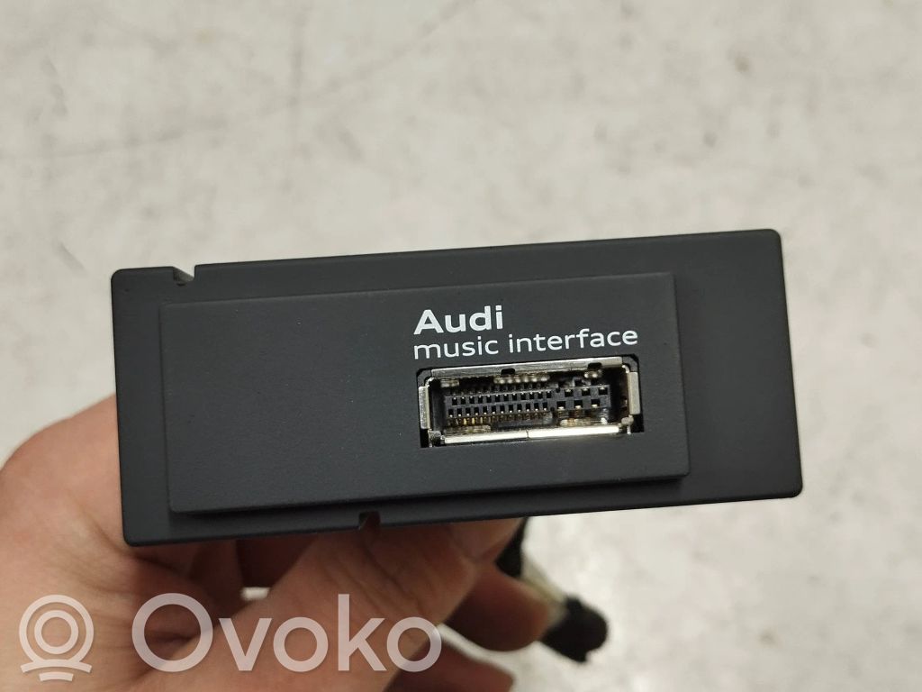 Audi A3 S3 8V Euro jungtis magnetolai 