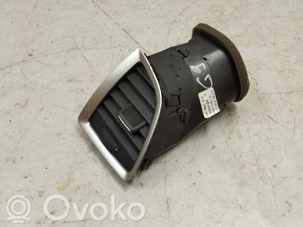 Opel Astra J Boczna kratka nawiewu deski rozdzielczej 