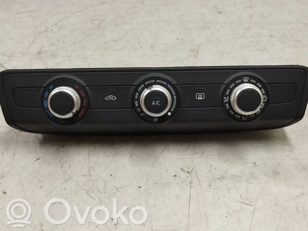 Audi A1 Climate control unit 