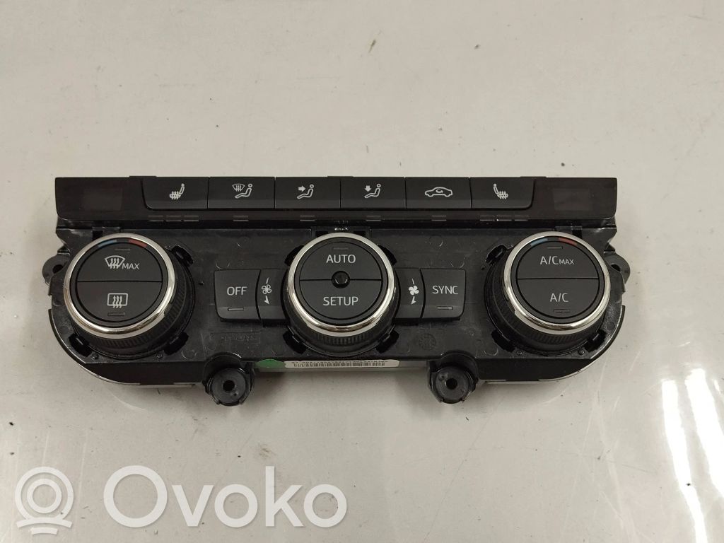 Seat Leon (5F) Climate control unit 