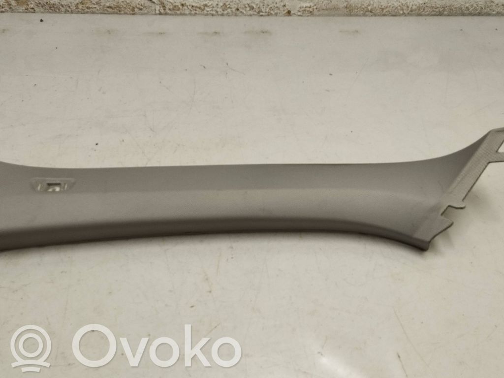 BMW 1 F40 Osłona słupka szyby przedniej / A 