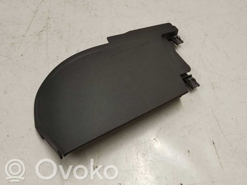 Audi Q3 8U (D) pillar trim (bottom) 