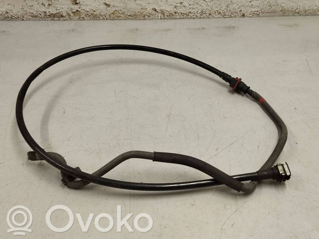 Volvo S60 Tubo de alimentación del combustible 