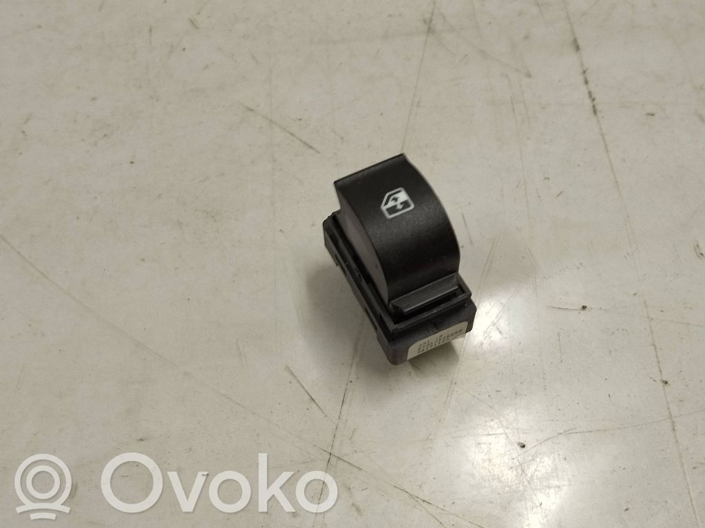 Fiat Tipo Electric window control switch 