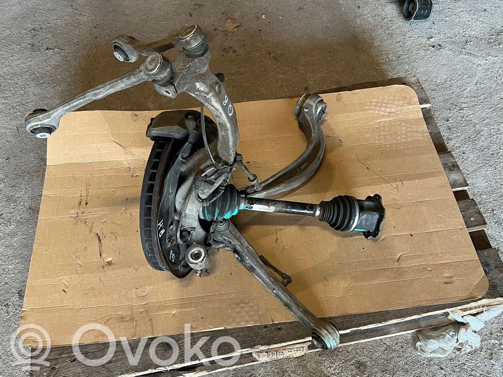 Achsschenkel vorne   4M0407560,4M0407242K,4M0407271D,4M0407696C