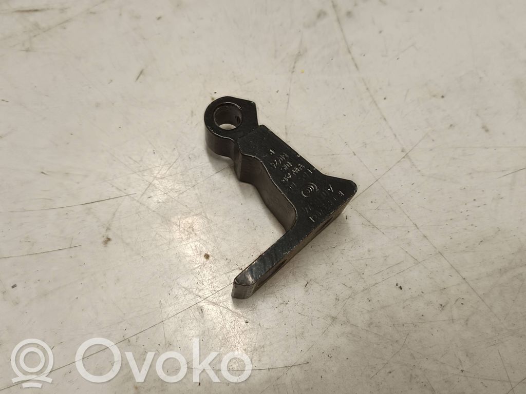 Audi Q7 4M Front door upper hinge 