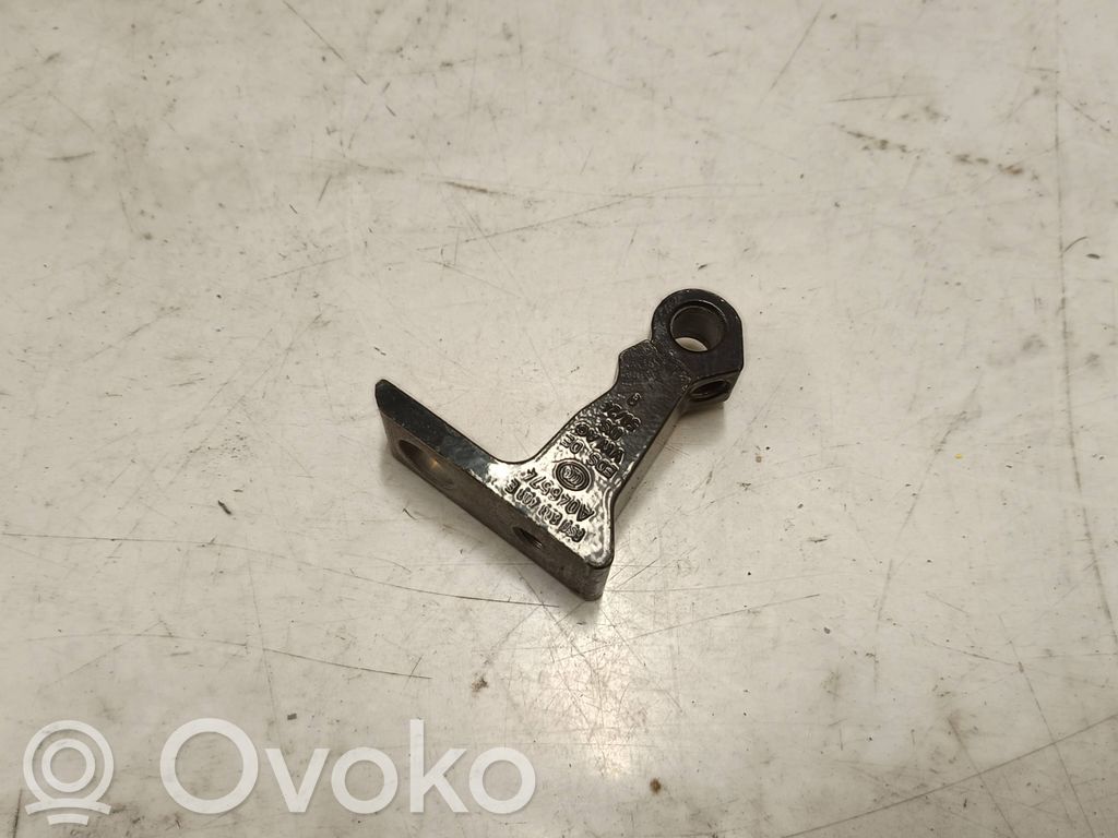 Audi Q7 4M Front door upper hinge 