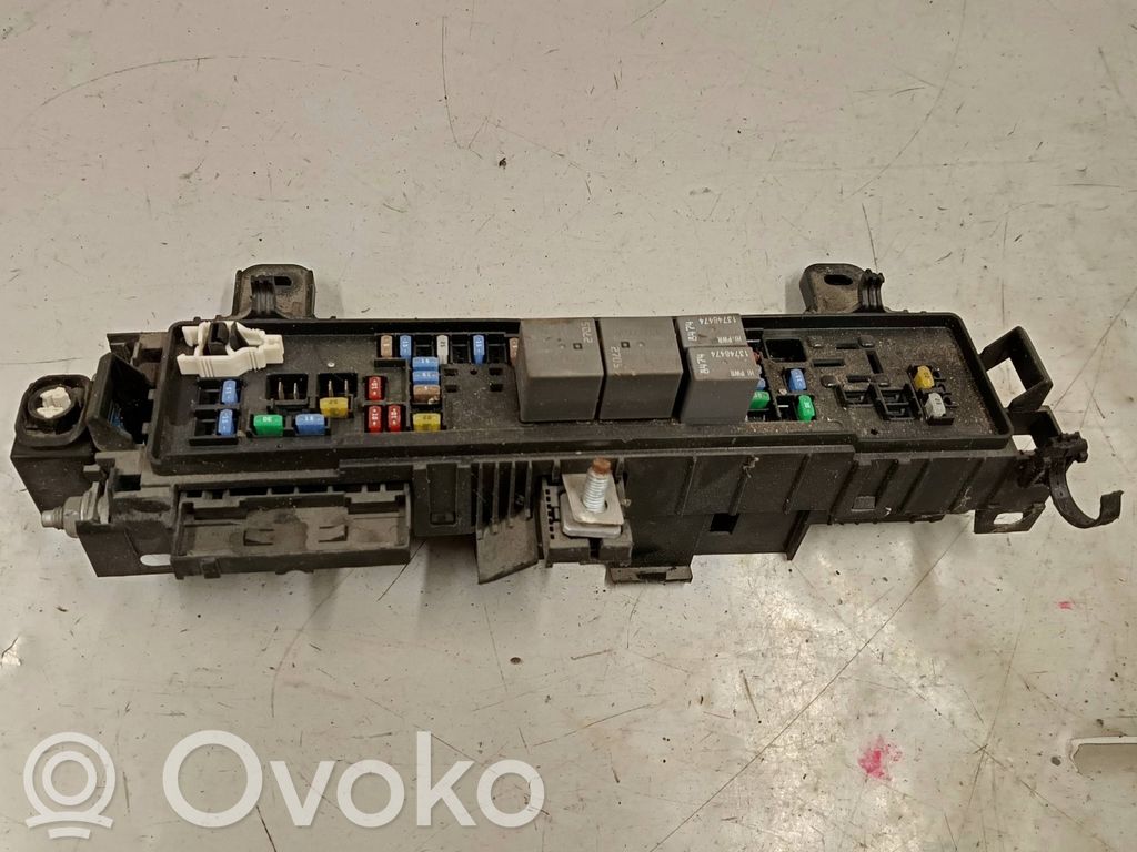 Tesla Model S Saugiklių dėžė (komplektas) 
