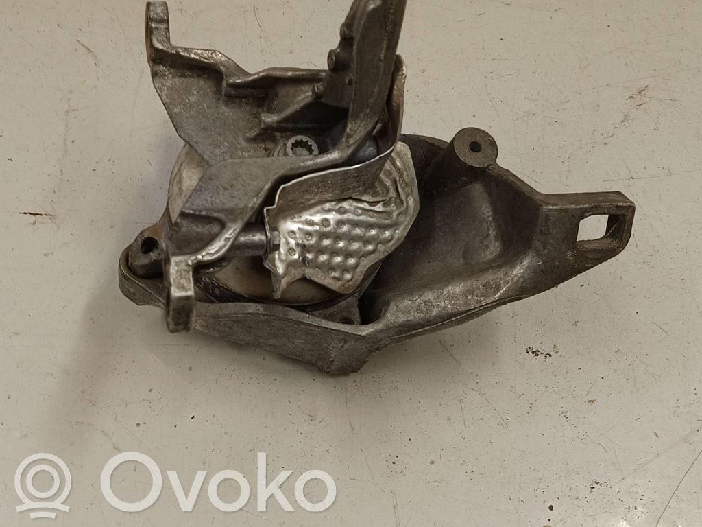 Engine mount bracket   4M0399202H