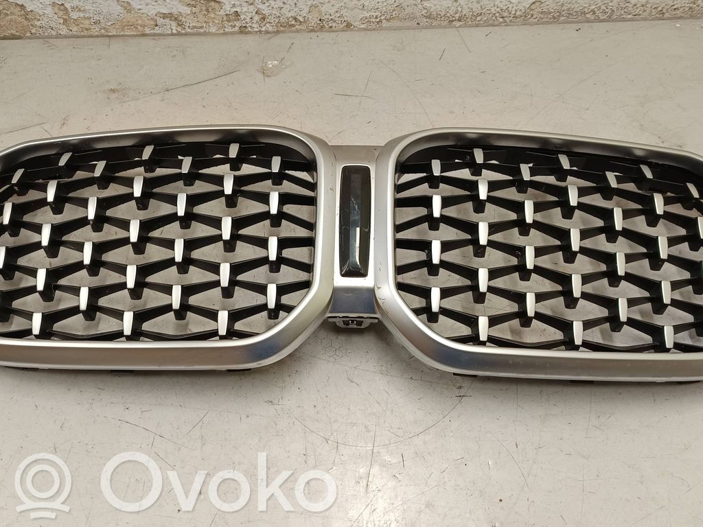 BMW X4 G02 Maskownica / Grill / Atrapa górna chłodnicy 