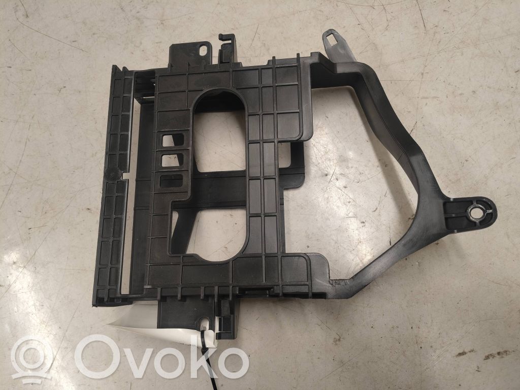 Audi A3 8Y Mascherina unità principale autoradio/GPS 