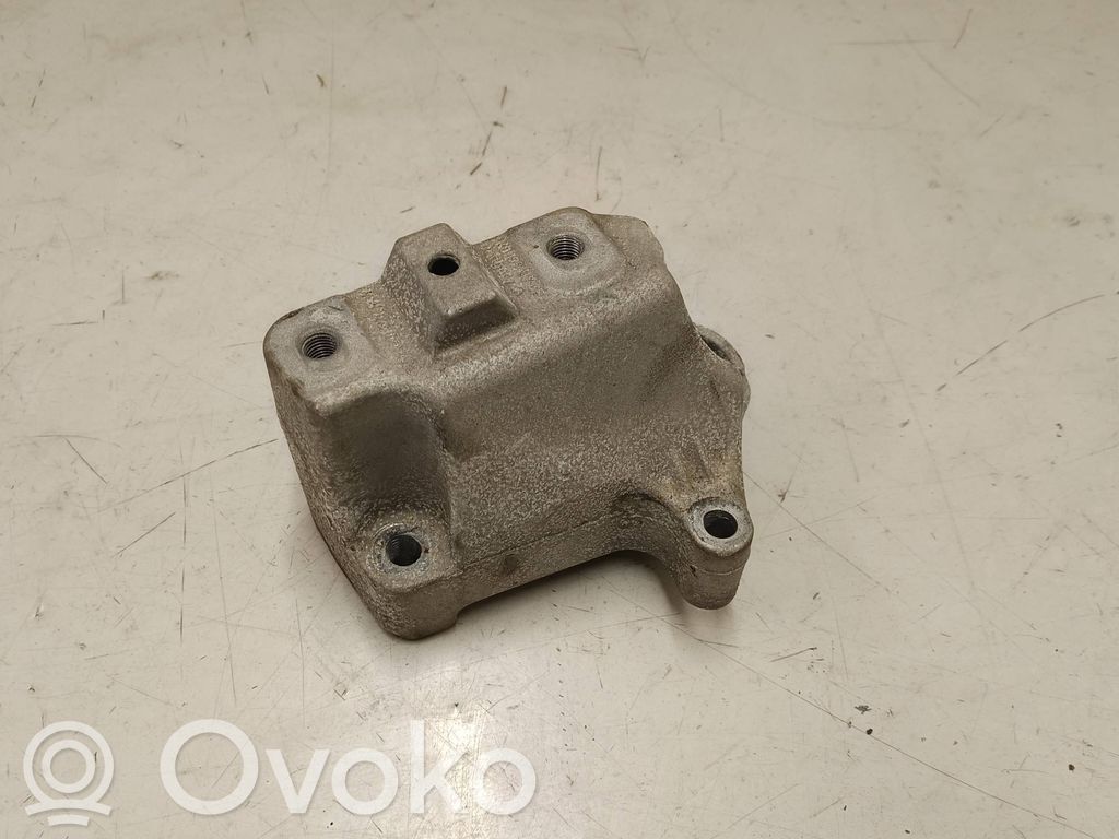 Gearbox mounting bracket   1K0199117CF