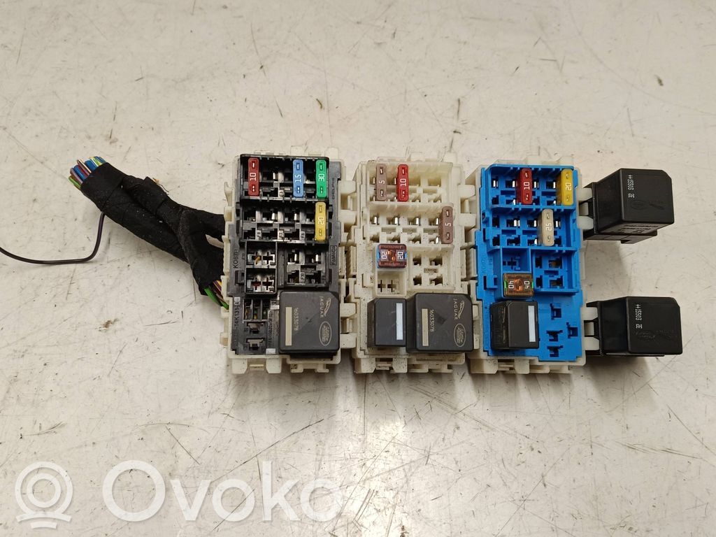 Land Rover Discovery Sport Fuse module 