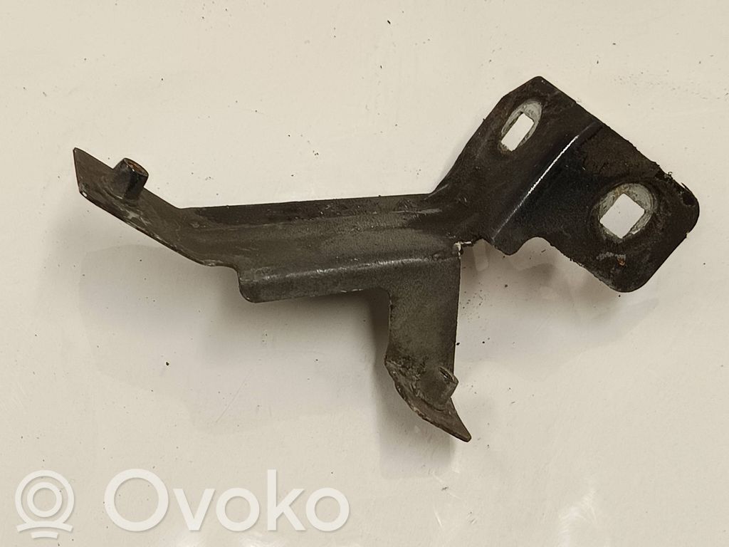 Porsche Cayenne (92A) Bridă fixare aripă față 