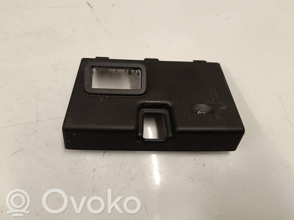 Enchufe conector USB   6807232