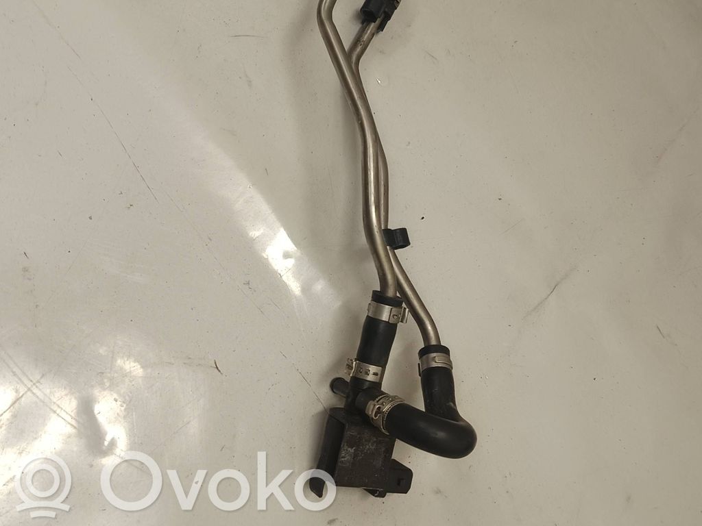 Válvula de vacío   06A906283E