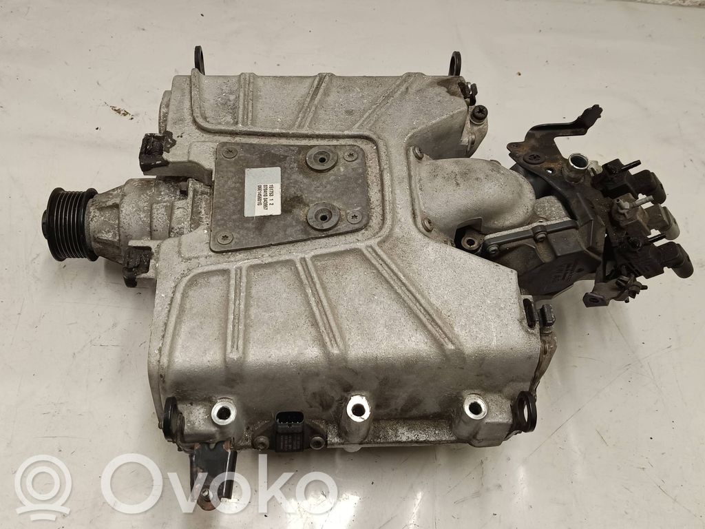 Kompressor   06E145601G