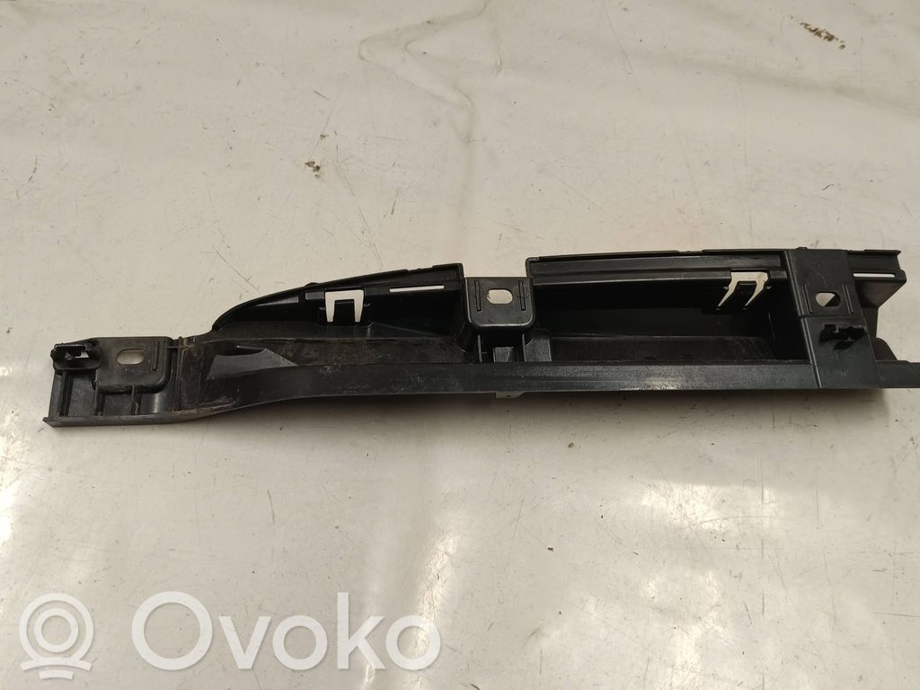 BMW i4 Sill supporting ledge 
