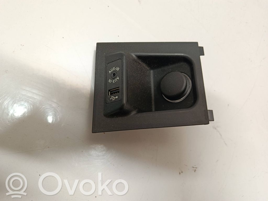 BMW X6 F16 Enchufe conector USB 