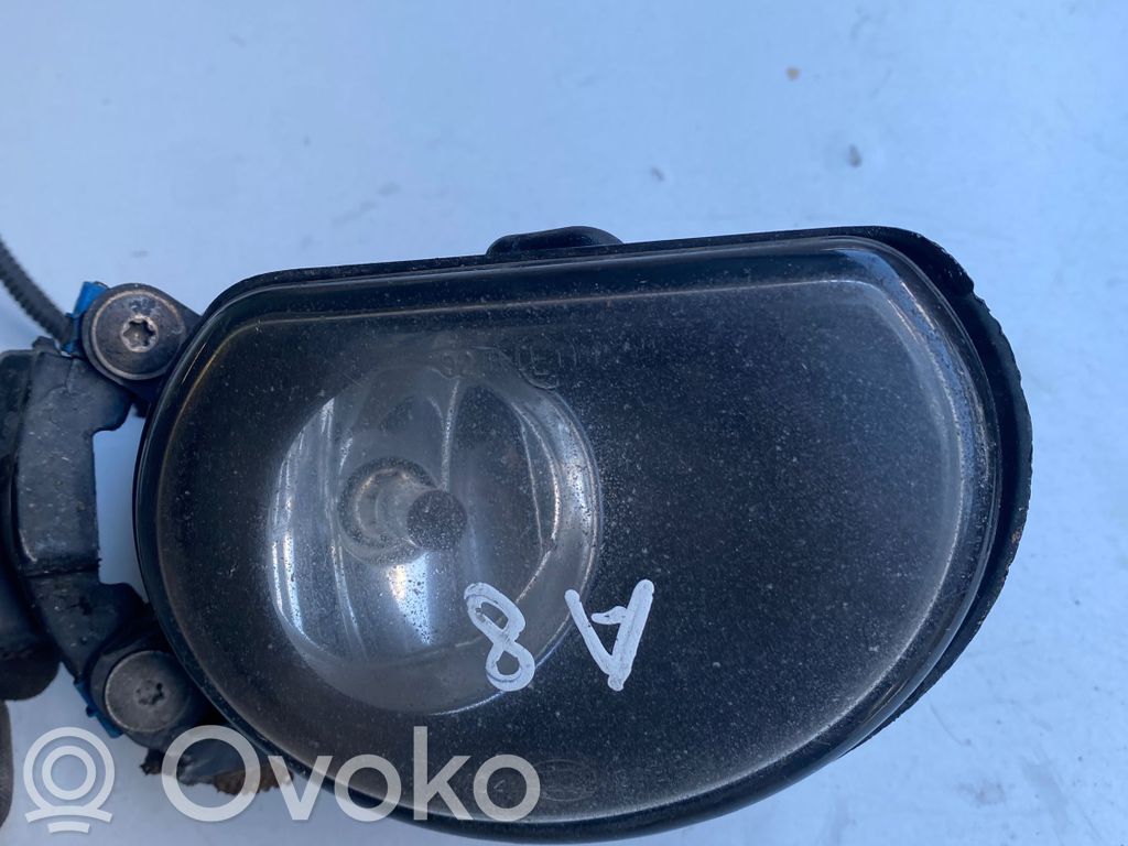 Audi A8 S8 D3 4E Miglas lukturis priekšā 