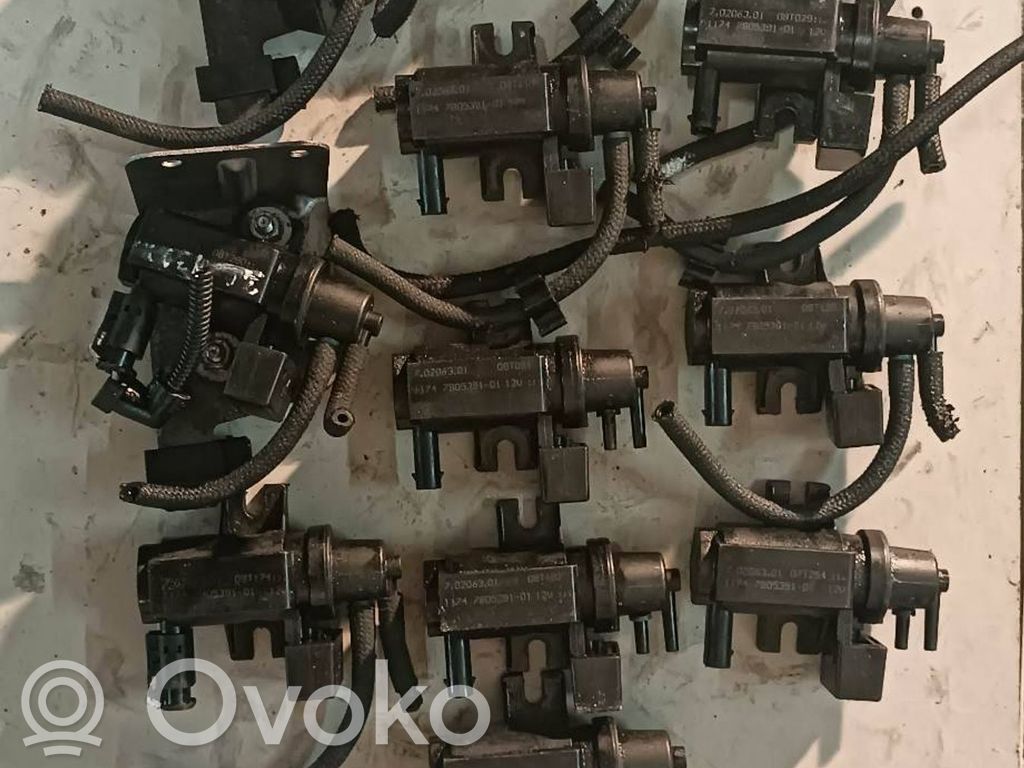 BMW 5 E60 E61 Zawór podciśnienia / Elektrozawór turbiny 
