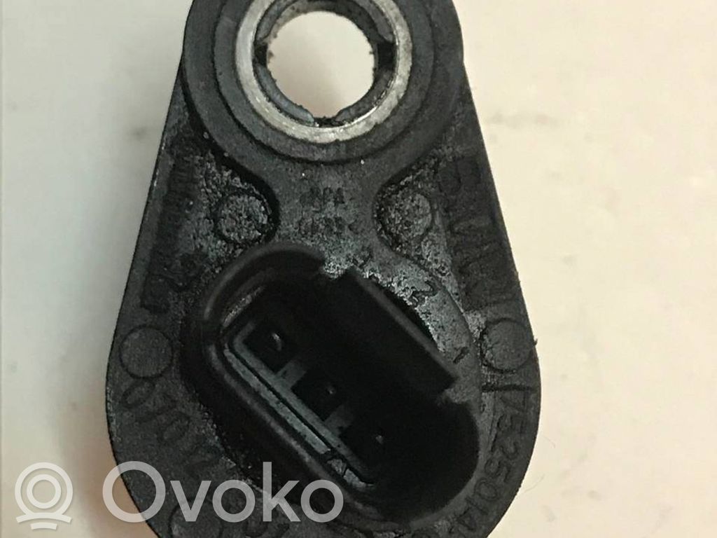 BMW 5 E60 E61 Camshaft position sensor 