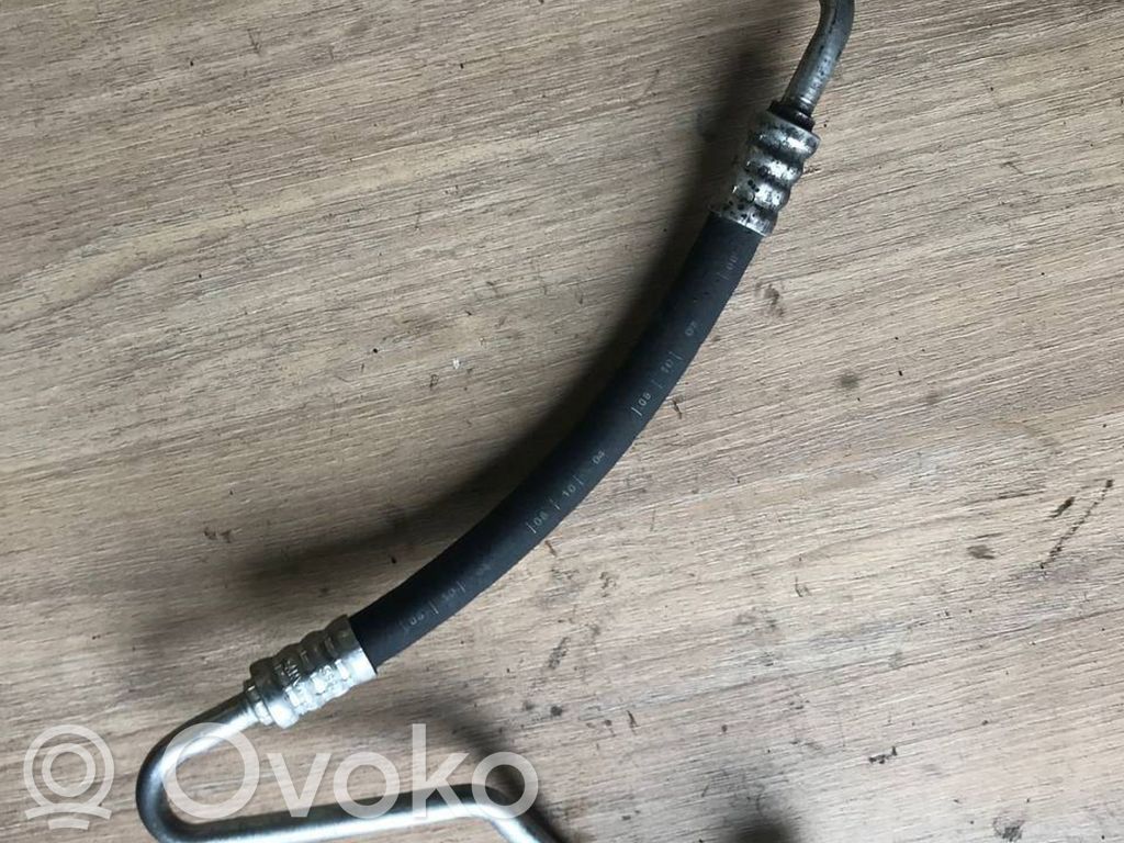 BMW 5 E60 E61 Air conditioning (A/C) pipe/hose 