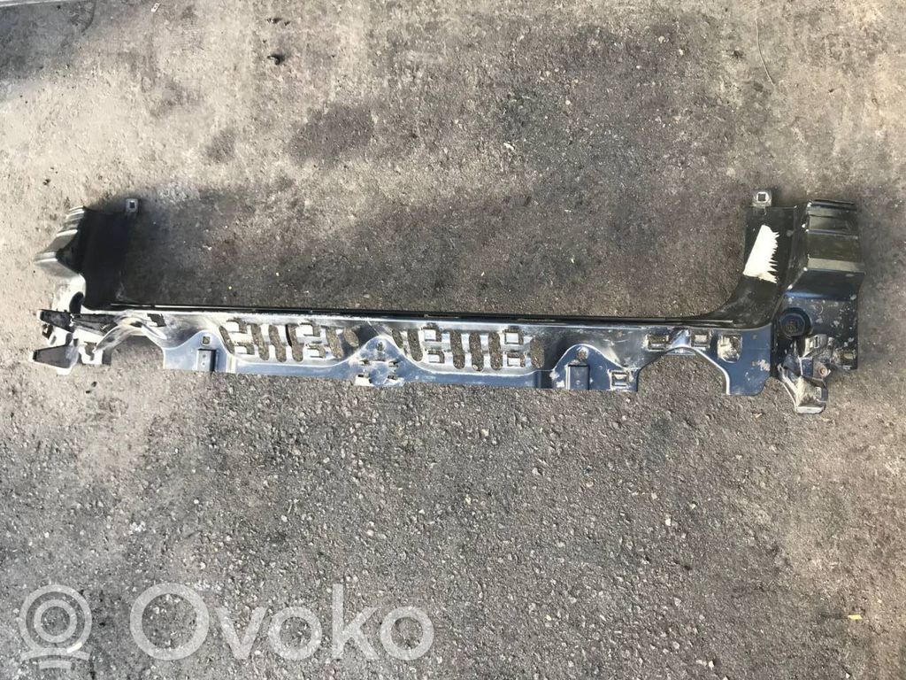 BMW 7 F01 F02 F03 F04 Rear bumper mounting bracket 