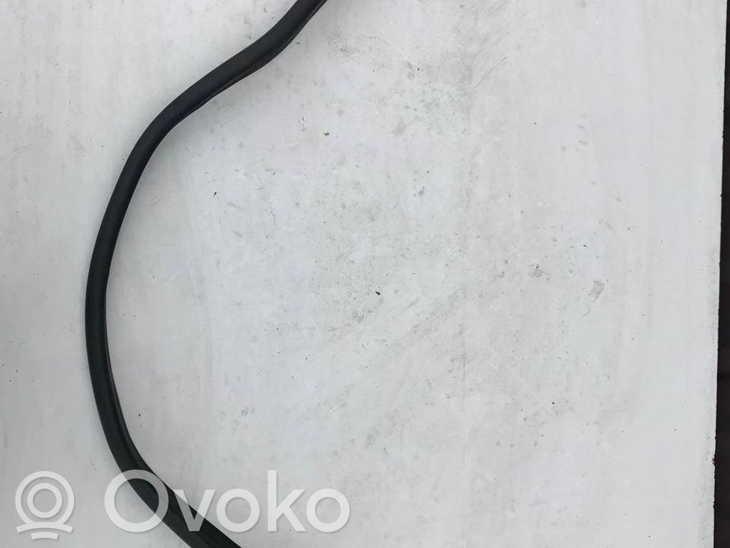 BMW 5 E60 E61 Engine compartment rubber 