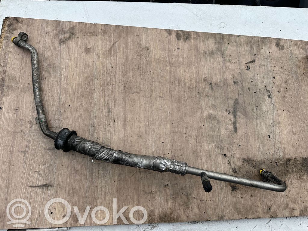 BMW X5 E53 Ilmastointilaitteen putki (A/C) 
