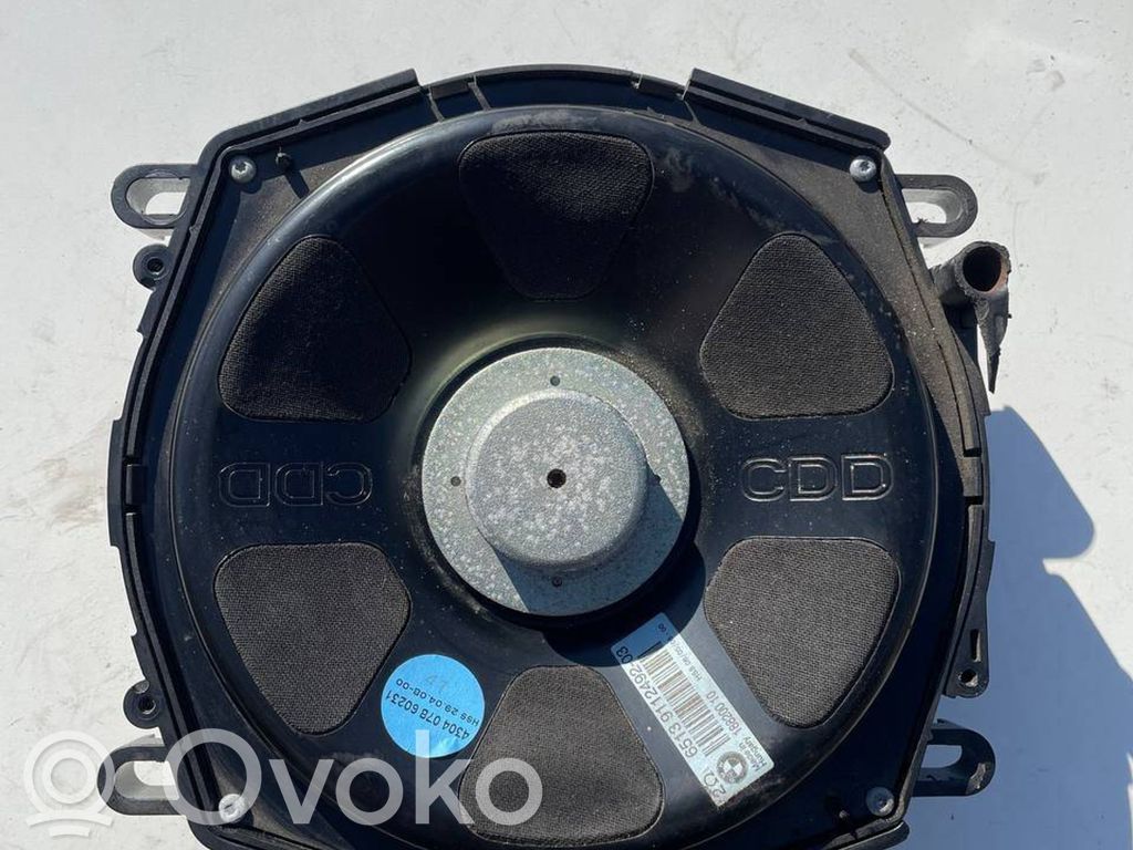 BMW X5 E70 Subwoofer 