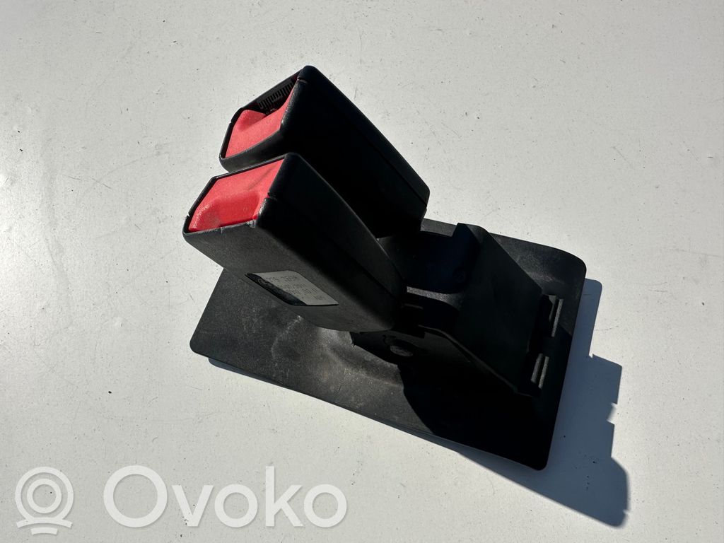 Klamra środkowego pasa bezpieczeństwa fotela tylnego   2752698,E1010750,606091200B