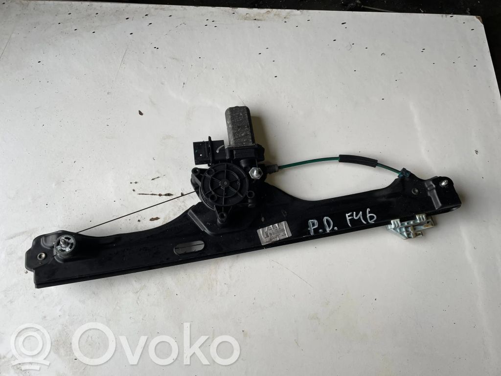 BMW 2 F45 Elektryczny podnośnik szyby drzwi przednich 