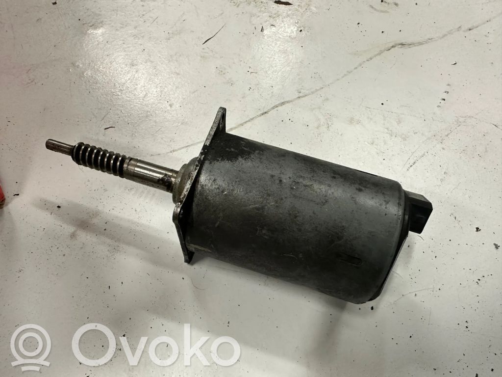 BMW X5 E70 Camshaft vanos timing valve 