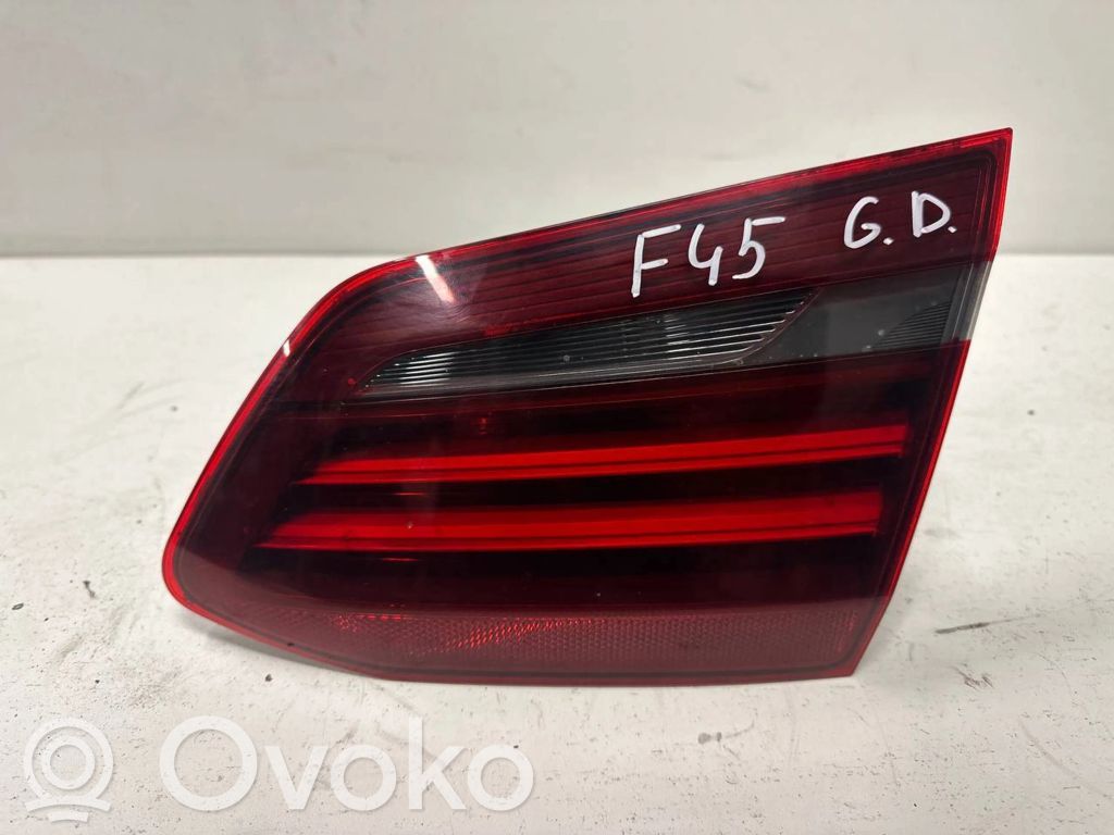 BMW 2 F45 Takaluukun takavalot 
