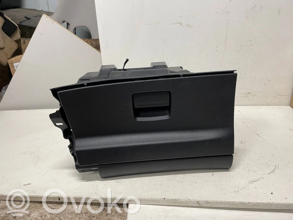 Ford S-MAX Glove box 