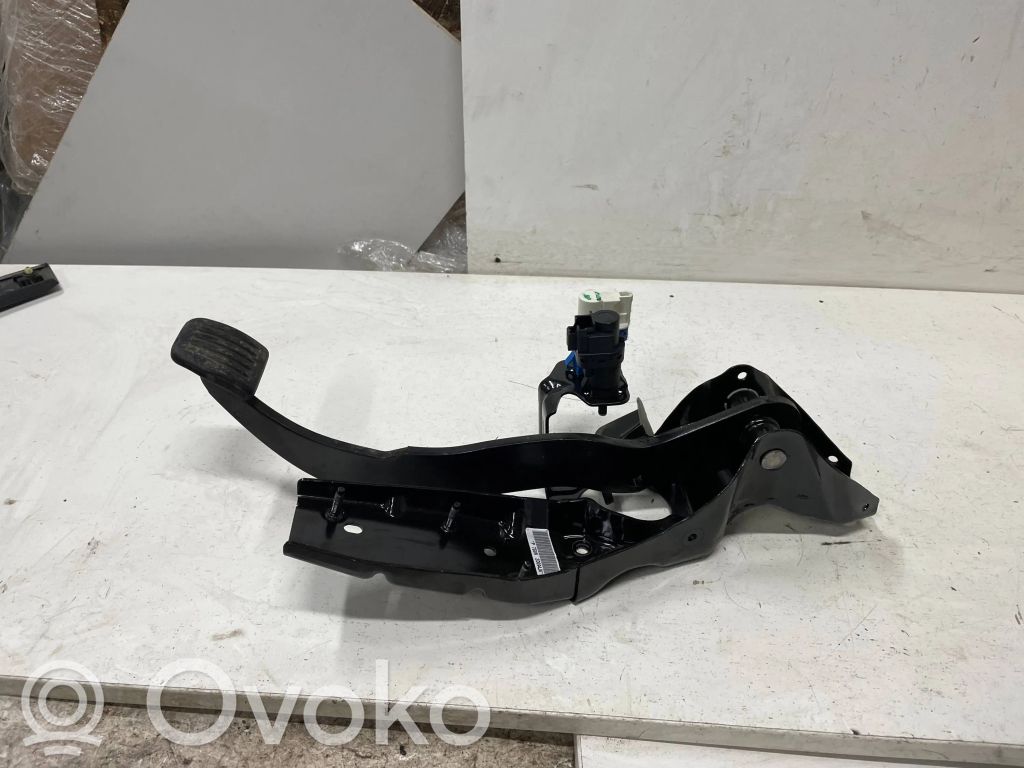 Ford S-MAX Jarrupoljin 