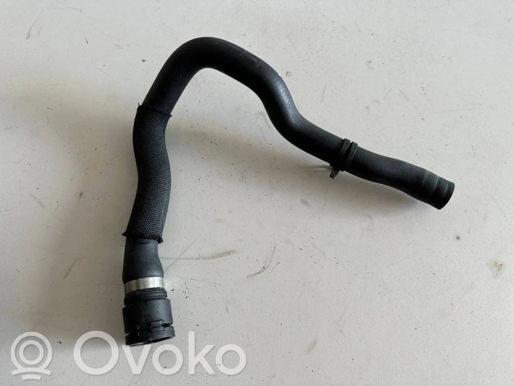 BMW X3 E83 Engine coolant pipe/hose 