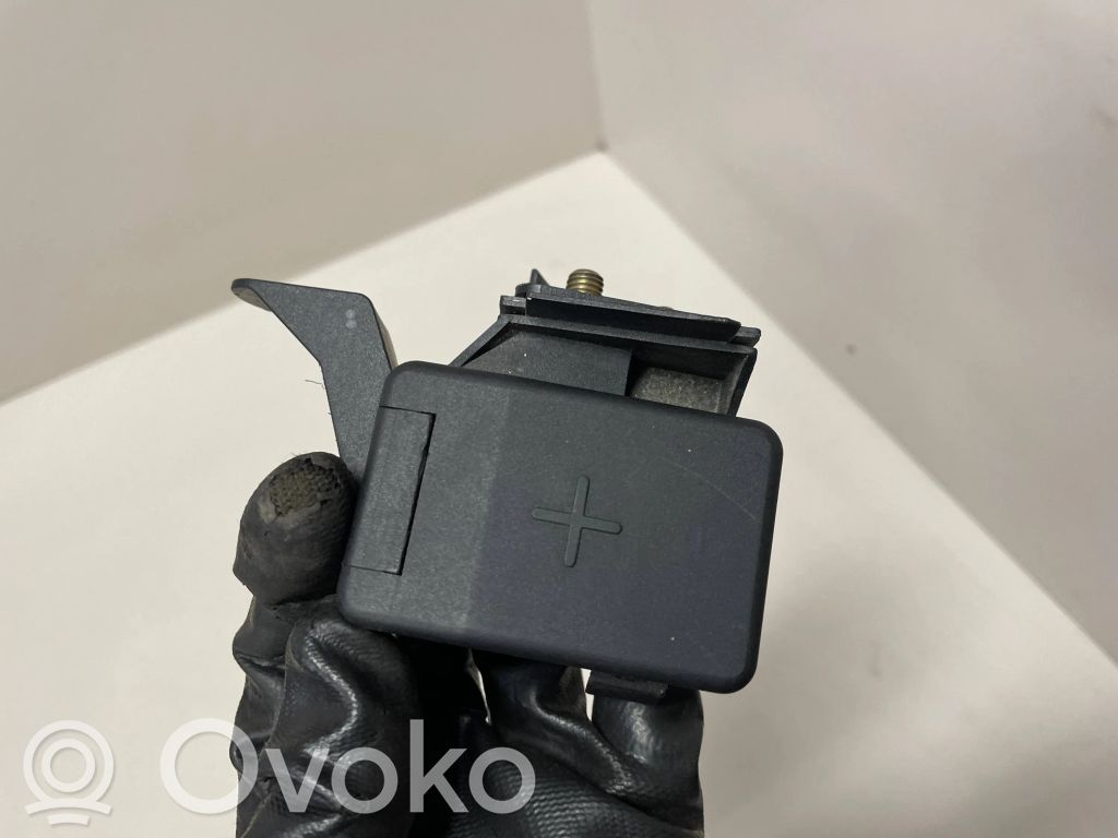BMW X3 E83 Cableado positivo 