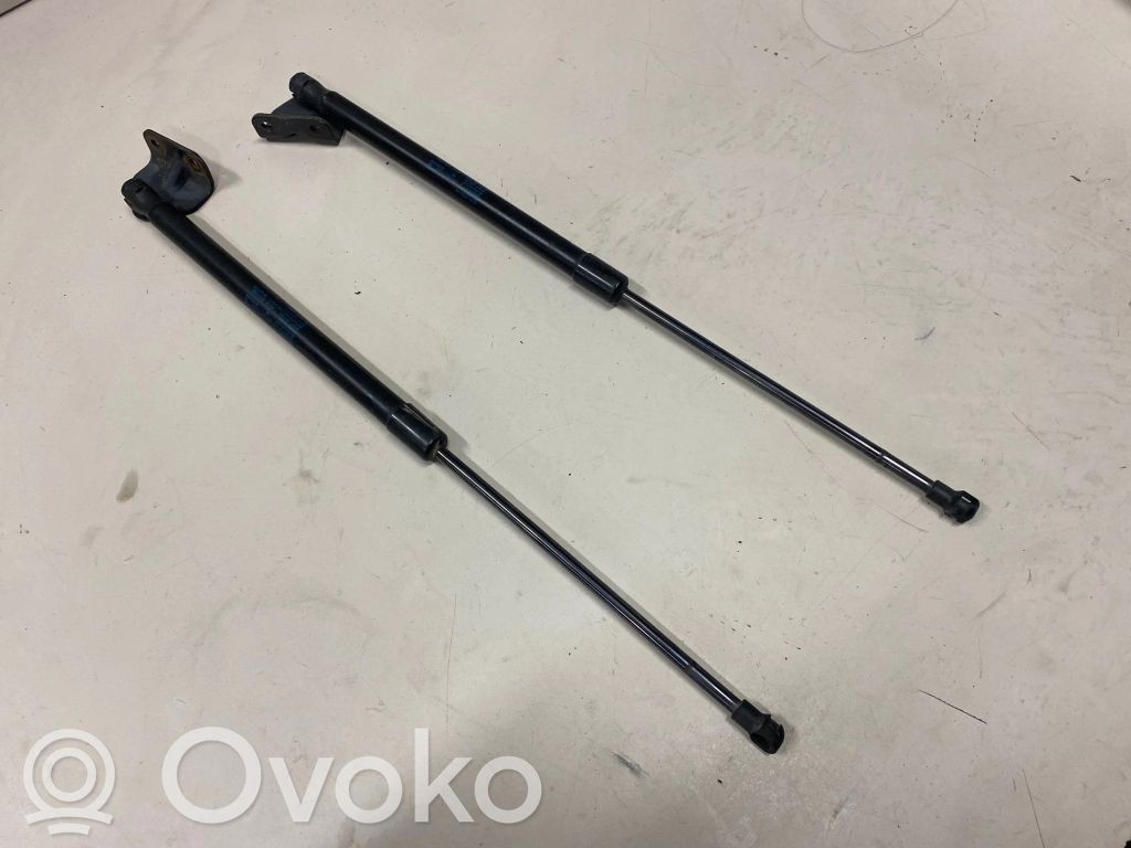 Seat Altea Tailgate/trunk strut/damper 