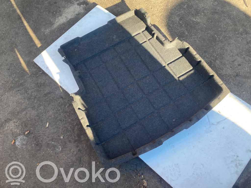 BMW 5 E60 E61 Wykładzina podłogowa bagażnika 