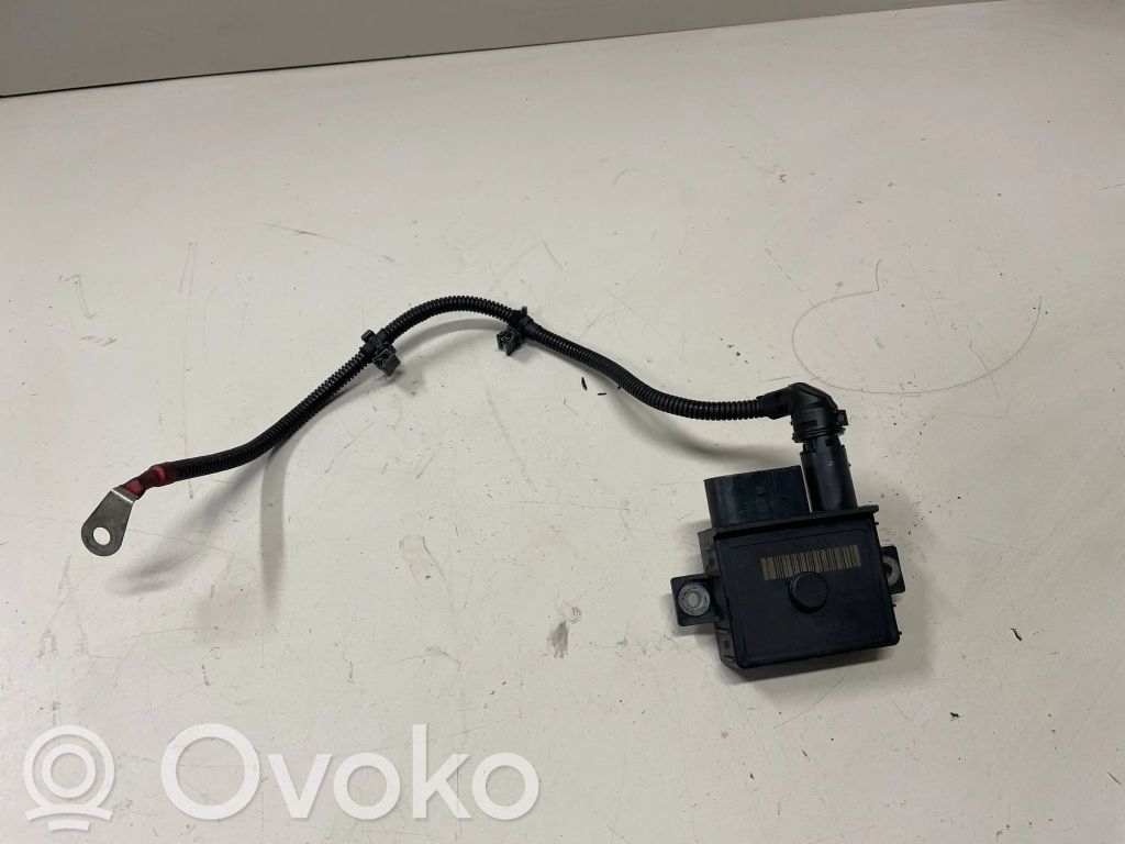 BMW 3 E90 E91 Kvēlsveču relejs 