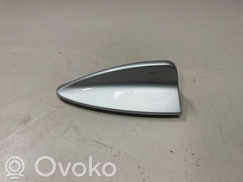 BMW 3 E90 E91 Abdeckung GPS Dachantenne 