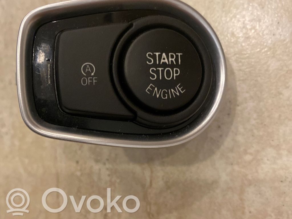 BMW 2 F45 Moottorin start-stop-painike/kytkin 