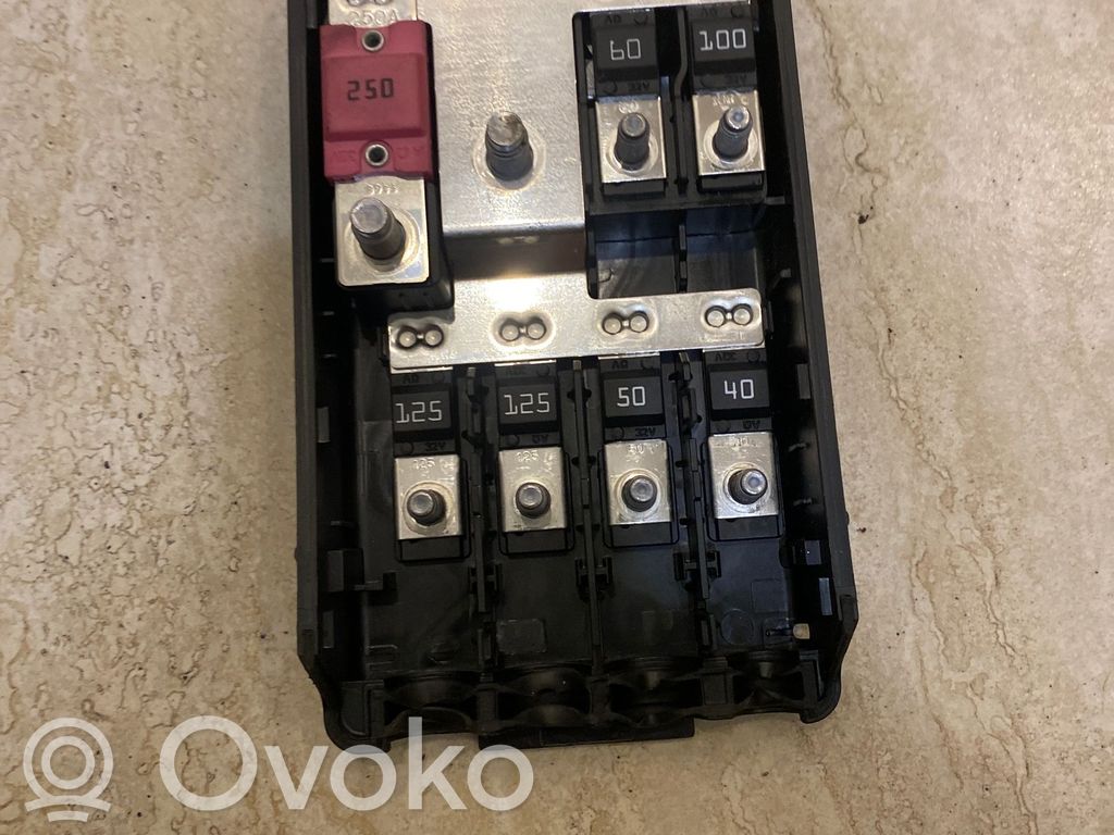 BMW 2 F45 Modulo fusibile 