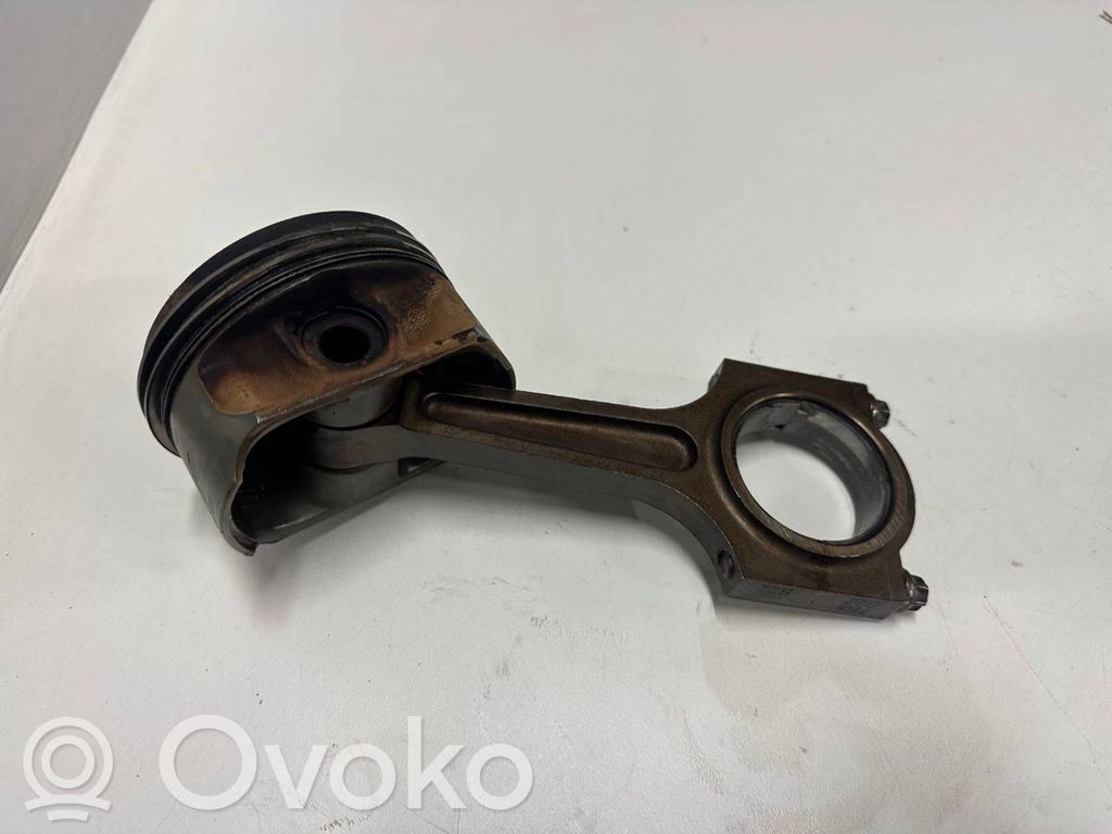 BMW X5 E53 Piston with connecting rod 