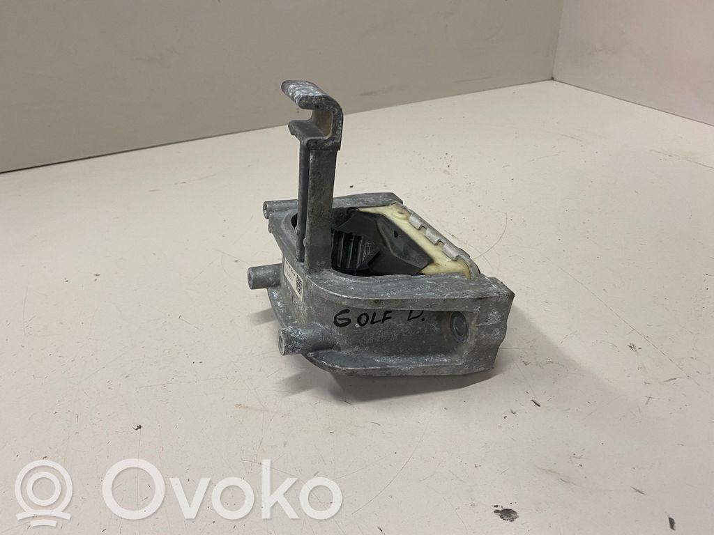 Volkswagen Golf VII Wspornik / Mocowanie silnika 
