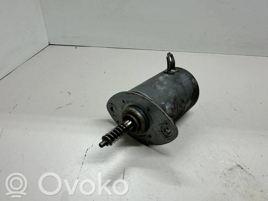 BMW 3 E90 E91 Valve oil control 