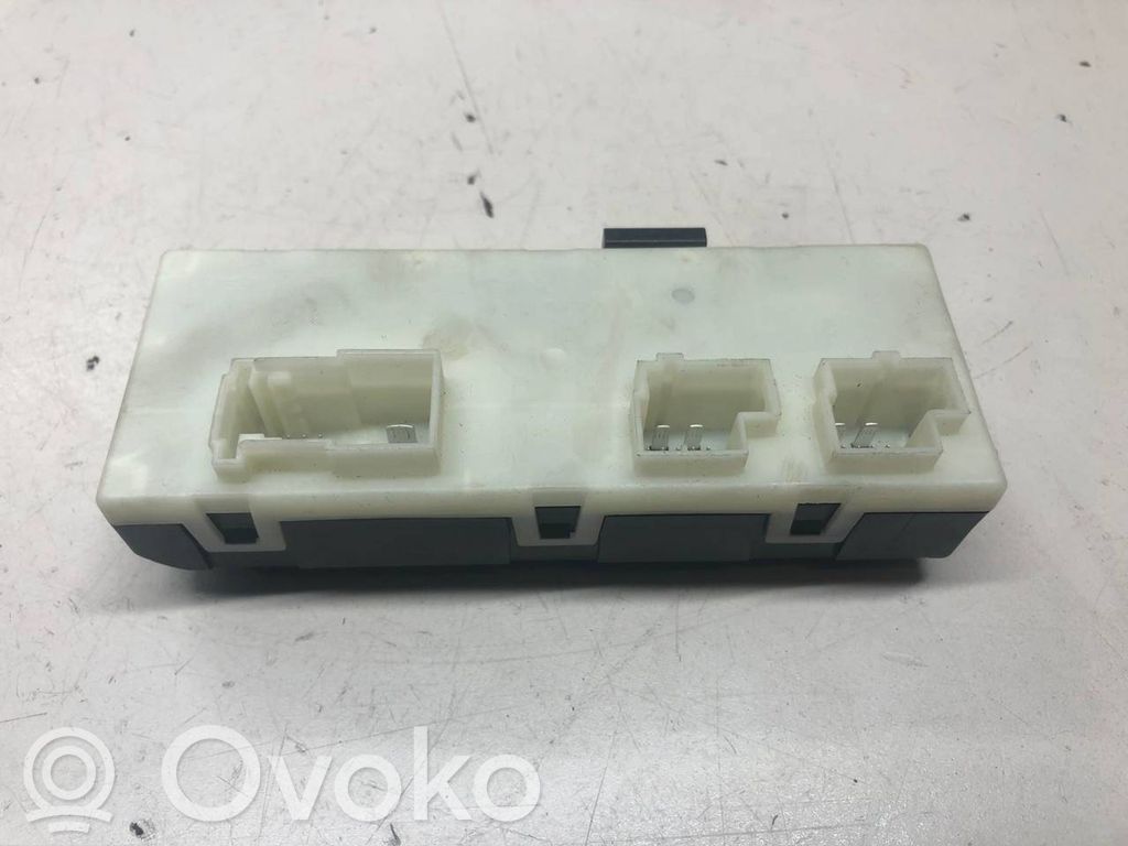 BMW X5 F15 Sterownik / Moduł elektrycznej klapy tylnej / bagażnika 