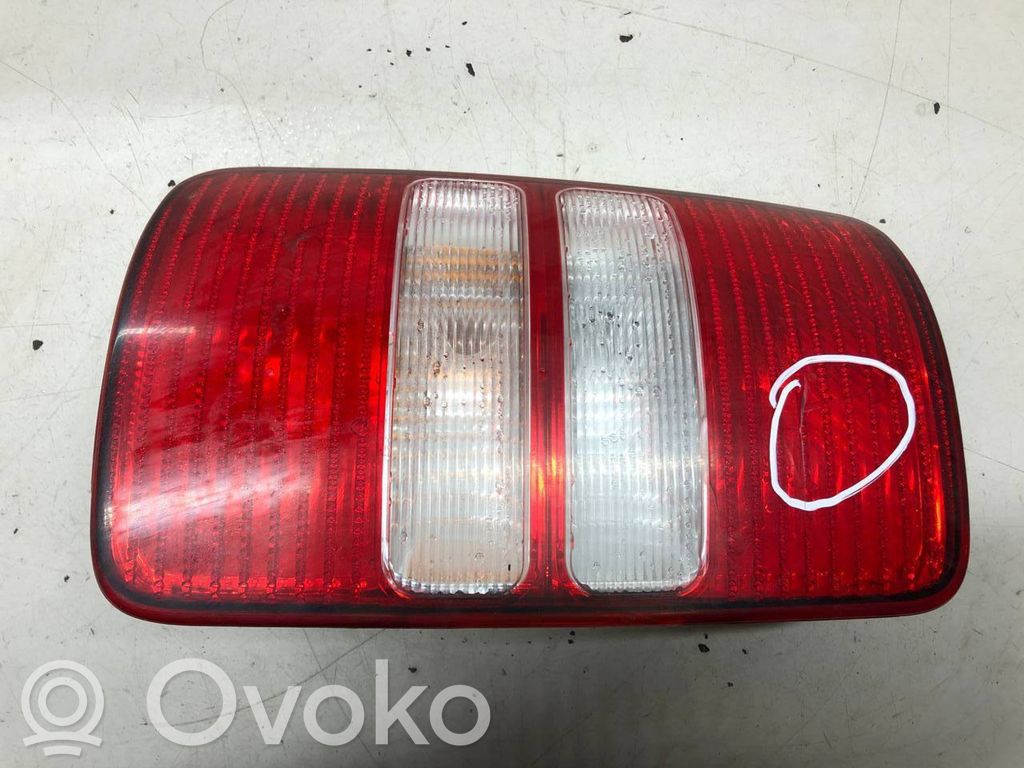 Volkswagen Caddy Galinis žibintas kėbule 